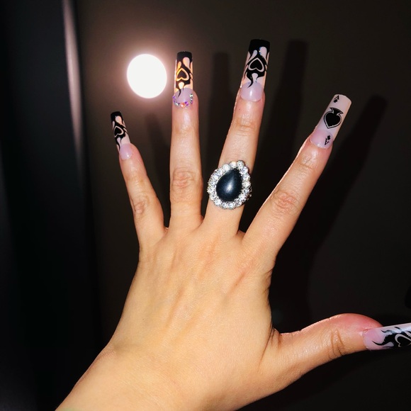 BEAUTIFUL BIG GEM RHINESTONE RINGS NEW🔥 - Picture 11 of 15